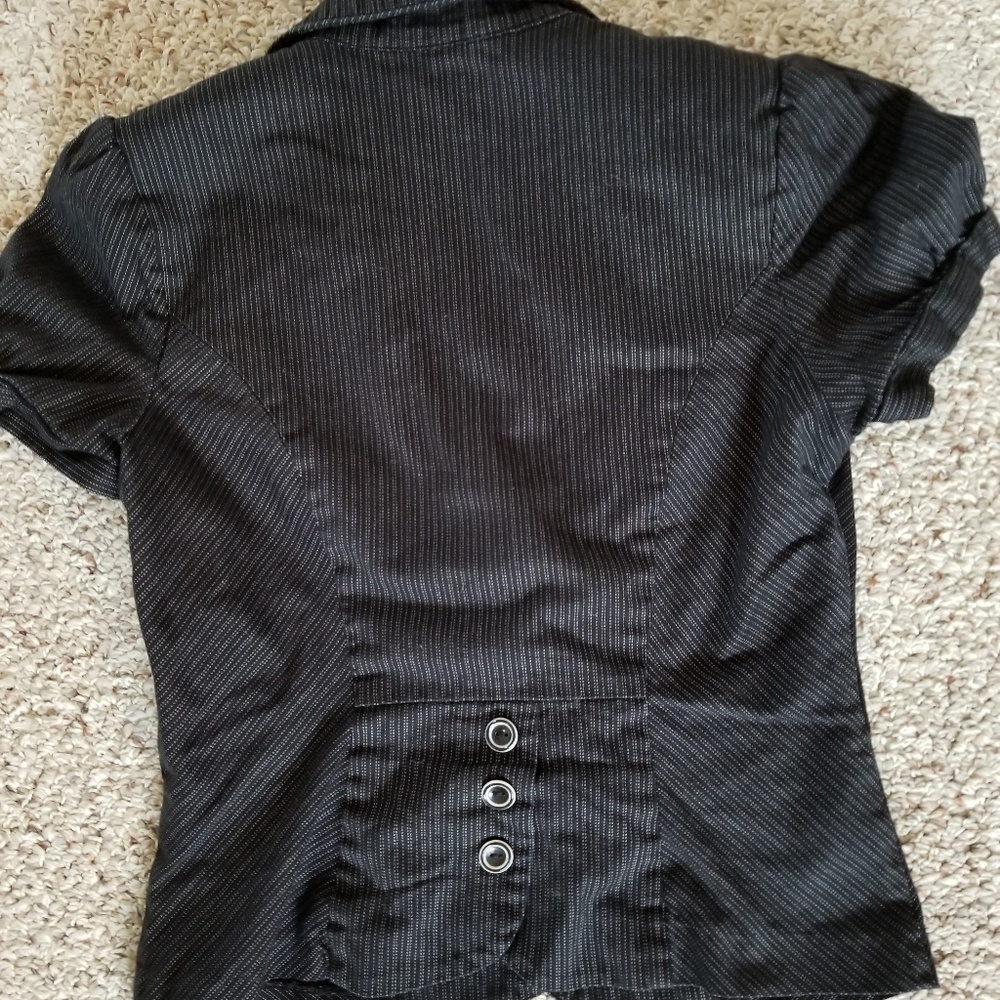 Blazer - Picture 4 of 4